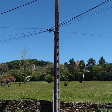 Charmante Maisonnette Avec Jardin Hébergement de vacances Arbois