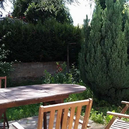 Charmante Maisonnette Avec Jardin